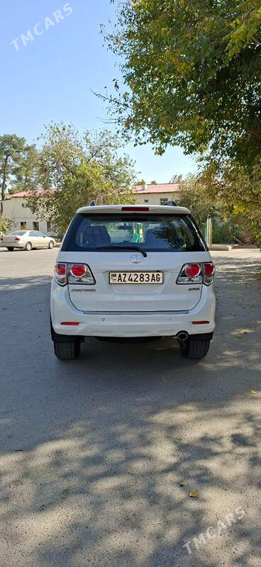 Toyota Fortuner 2012 - 380 000 TMT - Ашхабад - img 5
