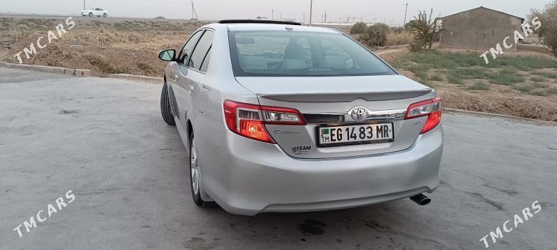 Toyota Camry 2013 - 238 000 TMT - Мары - img 2