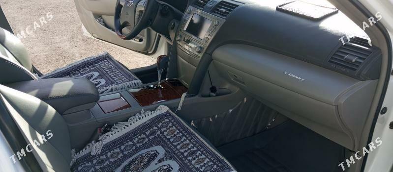 Toyota Camry 2010 - 240 000 TMT - Аркадаг - img 9