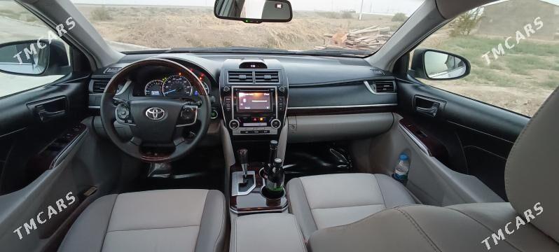 Toyota Camry 2013 - 238 000 TMT - Мары - img 6