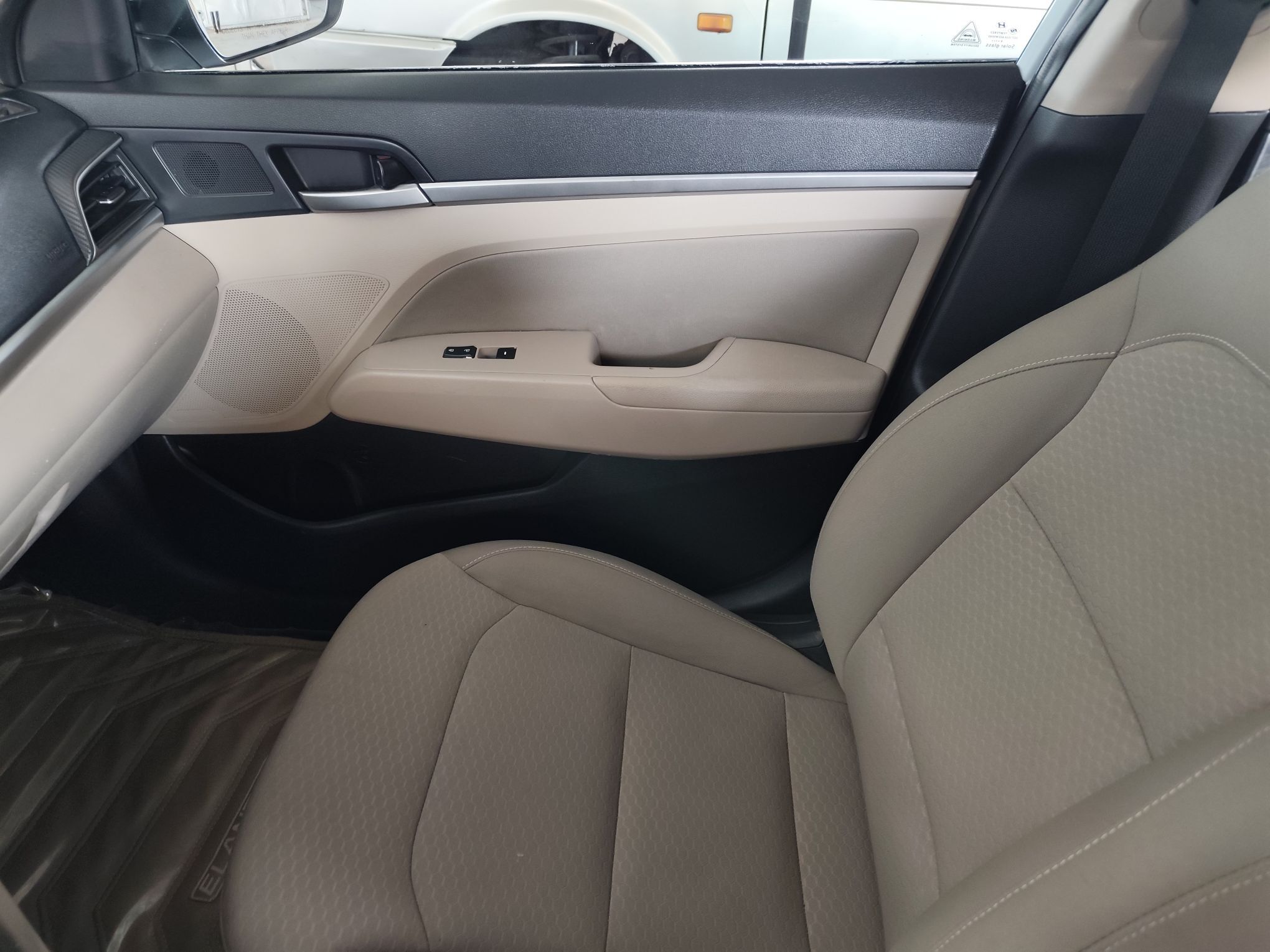 Hyundai Elantra 2019 - 215 000 TMT - Мары - img 5