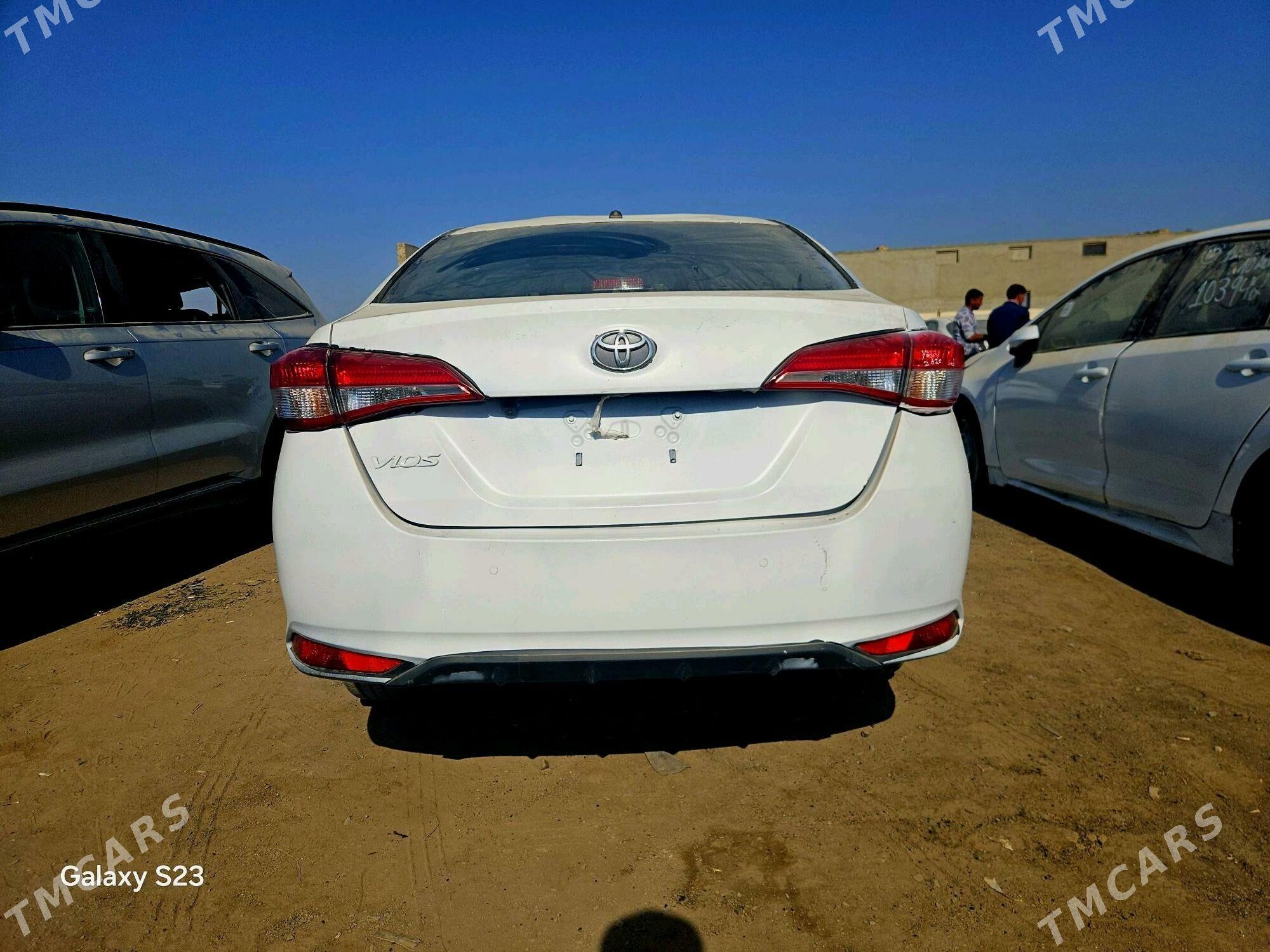 Toyota Veloz 2021 - 160 000 TMT - Мары - img 3