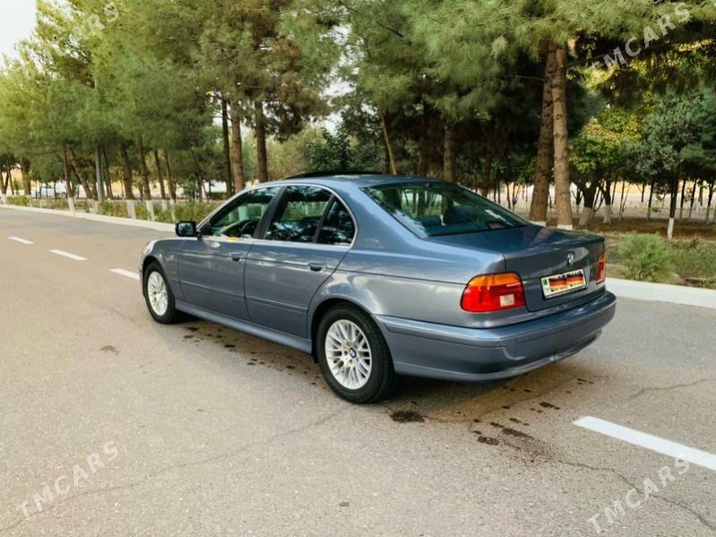 BMW E39 2002 - 195 000 TMT - Мары - img 1