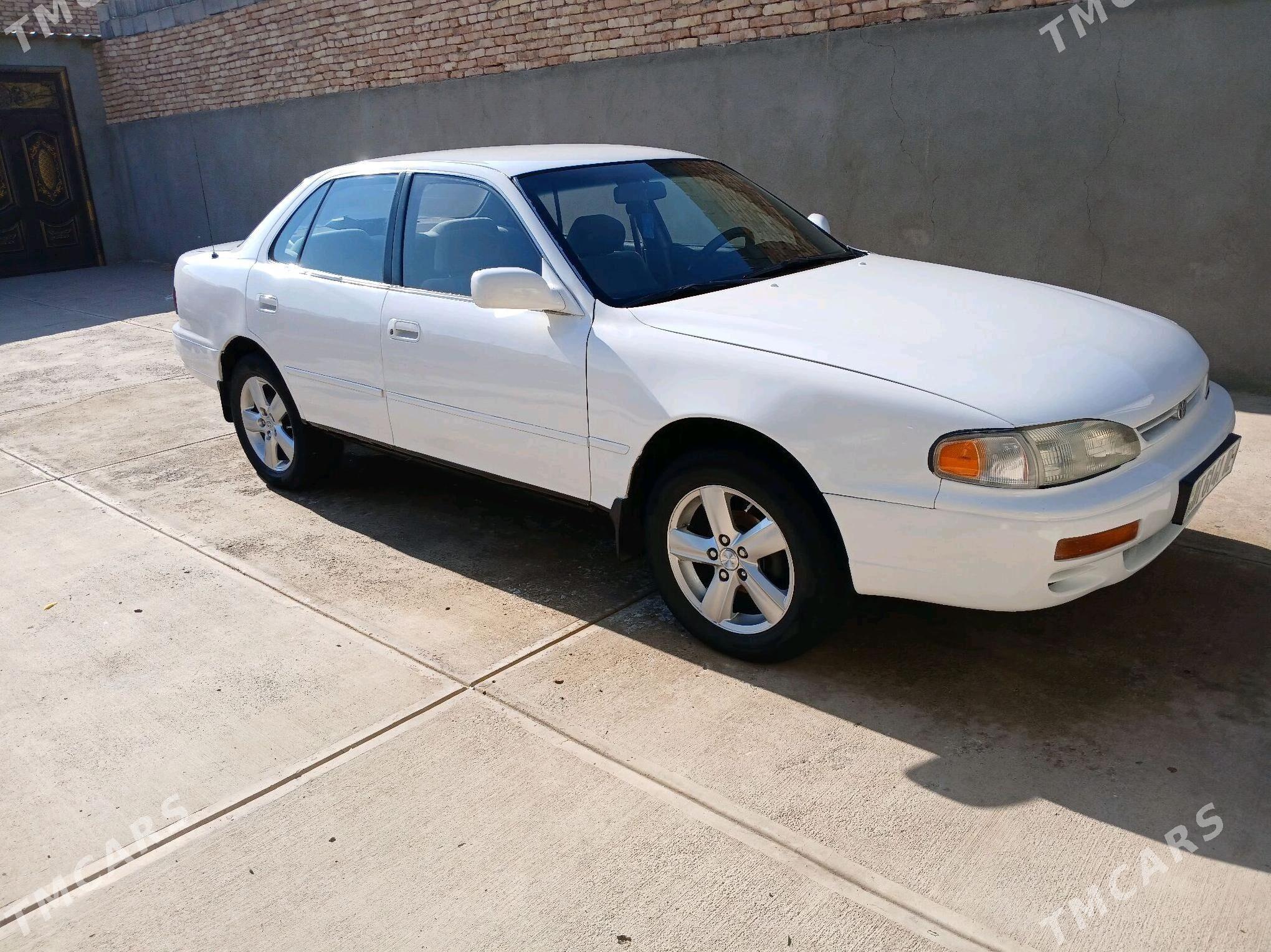 Toyota Camry 1995 - 100 000 TMT - Daşoguz - img 1
