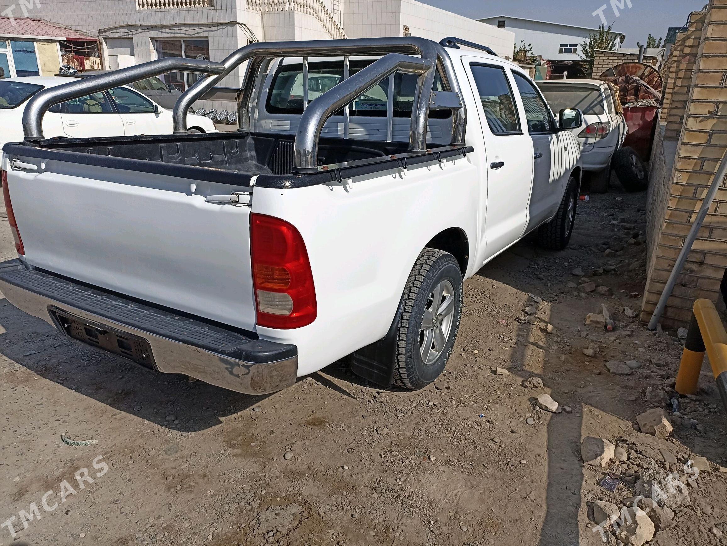 Toyota Hilux 2011 - 170 000 TMT - Мары - img 6