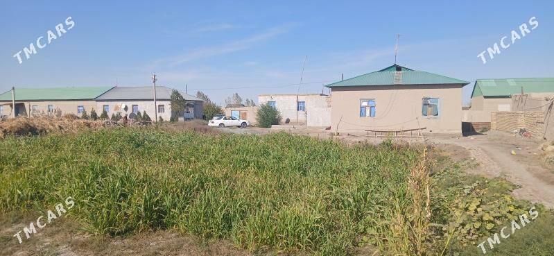 продаётся - Türkmenbaşy etr. - img 1