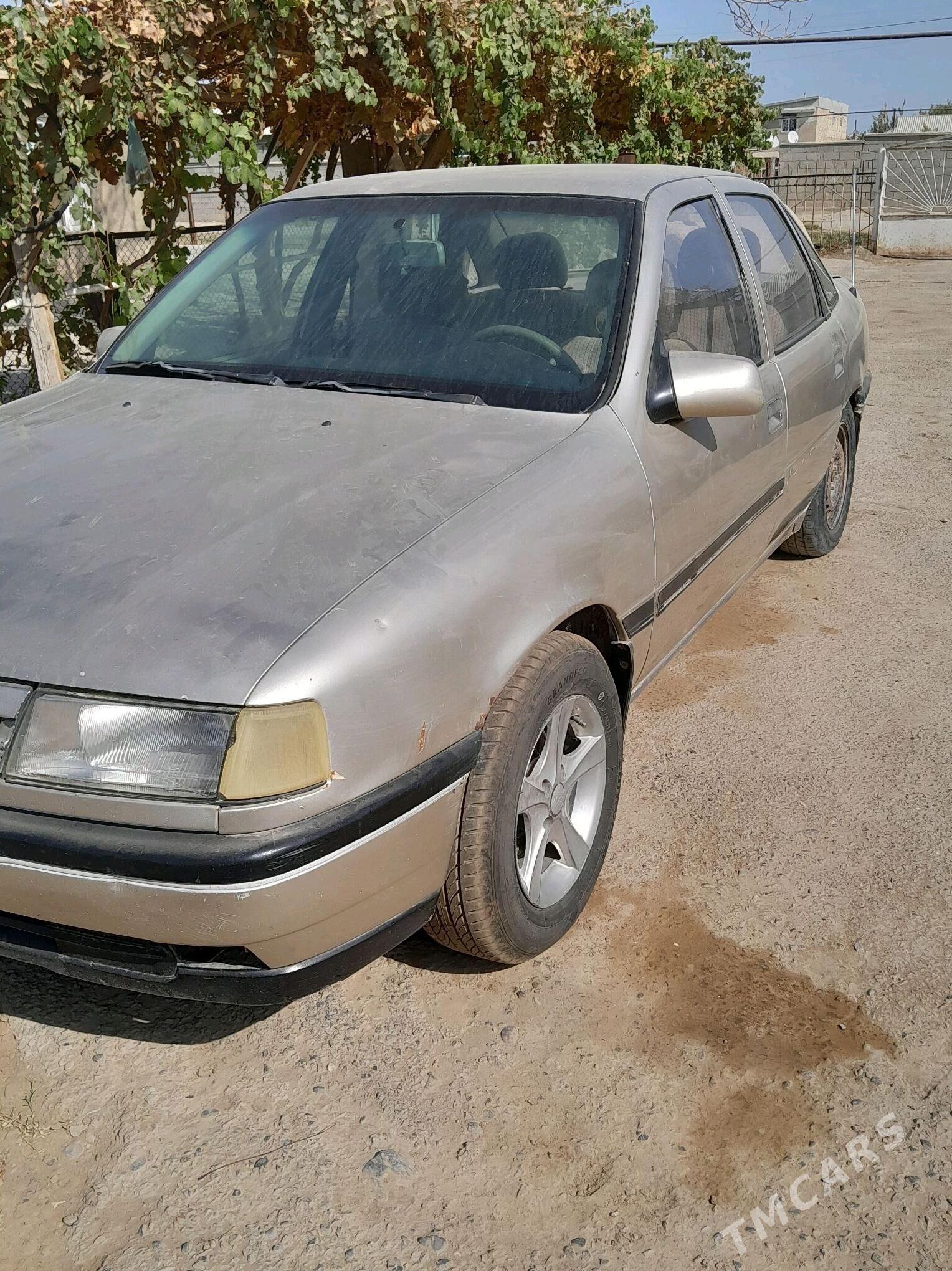 Opel Vectra 1991 - 20 000 TMT - Tejen - img 1
