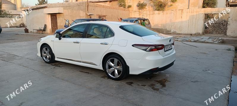 Toyota Camry 2021 - 260 000 TMT - Мары - img 4