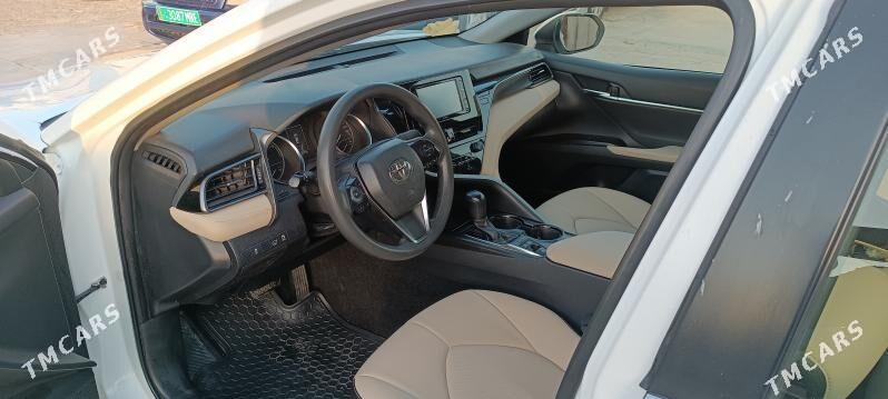 Toyota Camry 2021 - 260 000 TMT - Мары - img 6