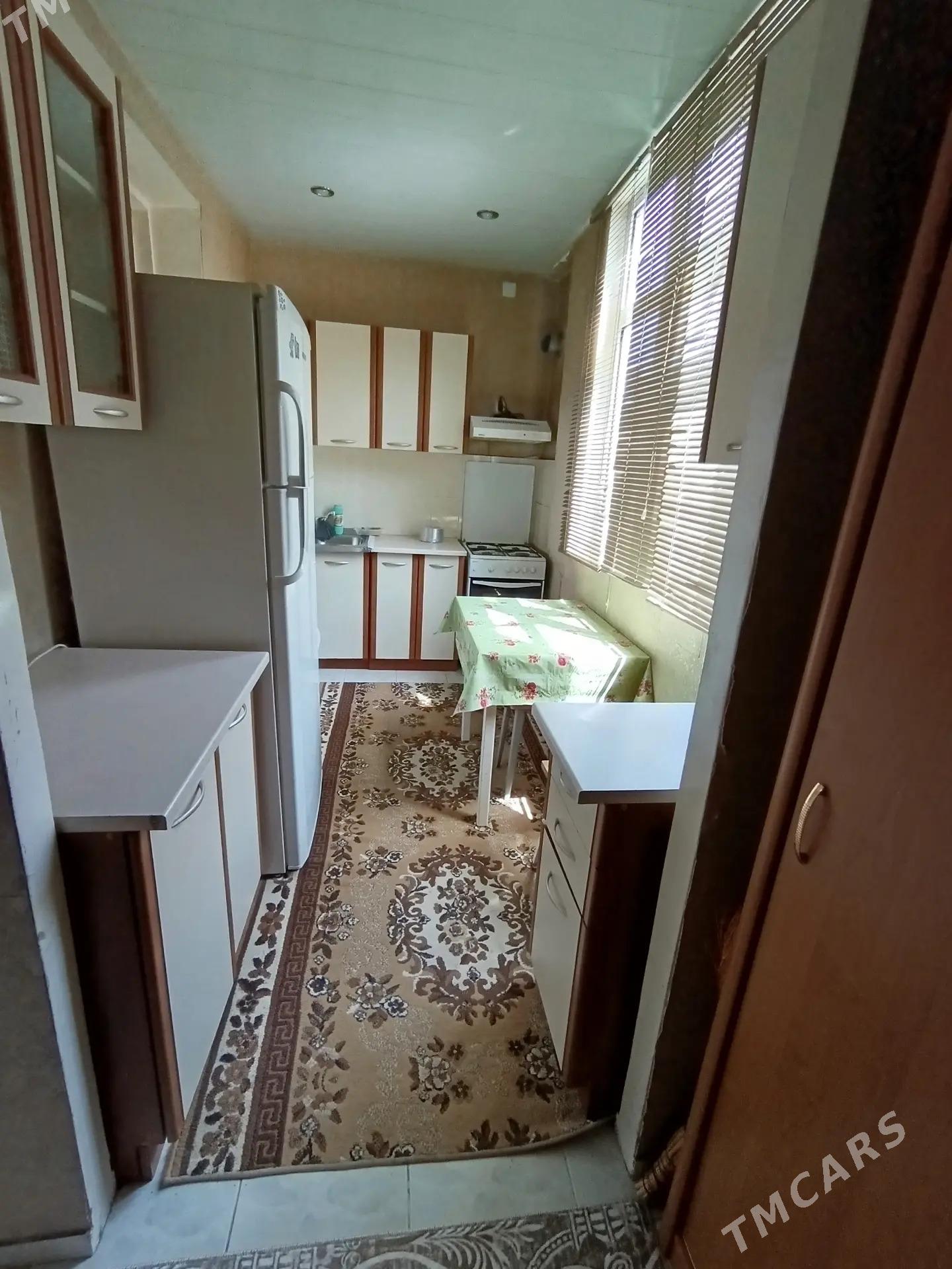 Аренда  30  мкр 2 Комнаты - Ашхабад - img 4