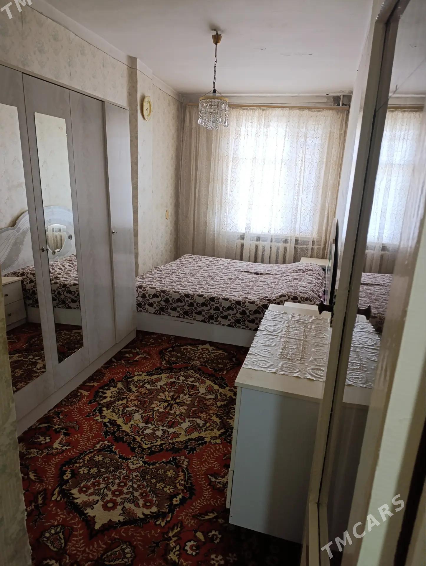 Аренда  30  мкр 2 Комнаты - Ашхабад - img 1