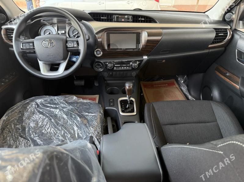 Toyota Hilux 2025 - 666 000 TMT - Ашхабад - img 8