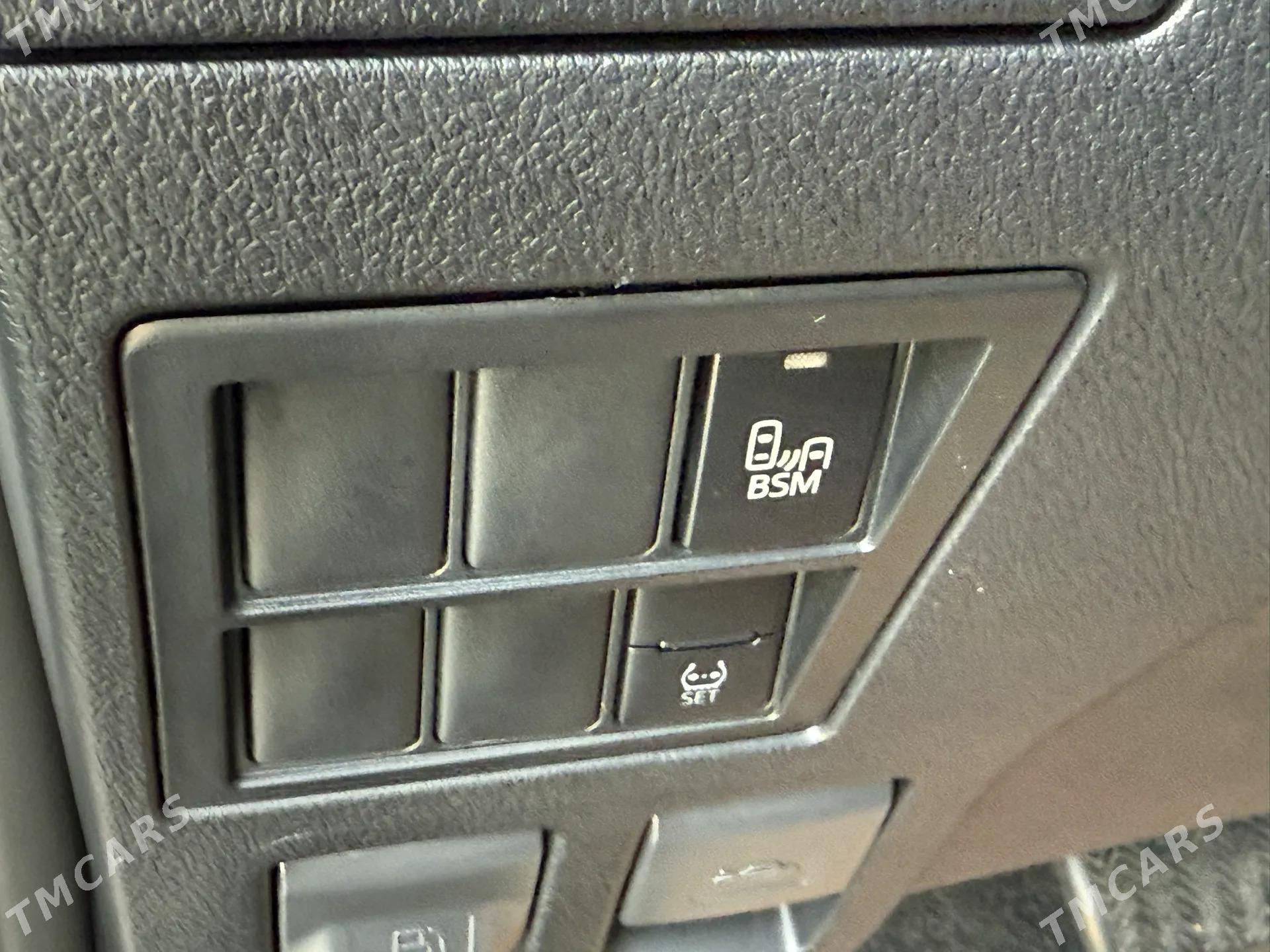 Toyota Hilux 2025 - 666 000 TMT - Ашхабад - img 9