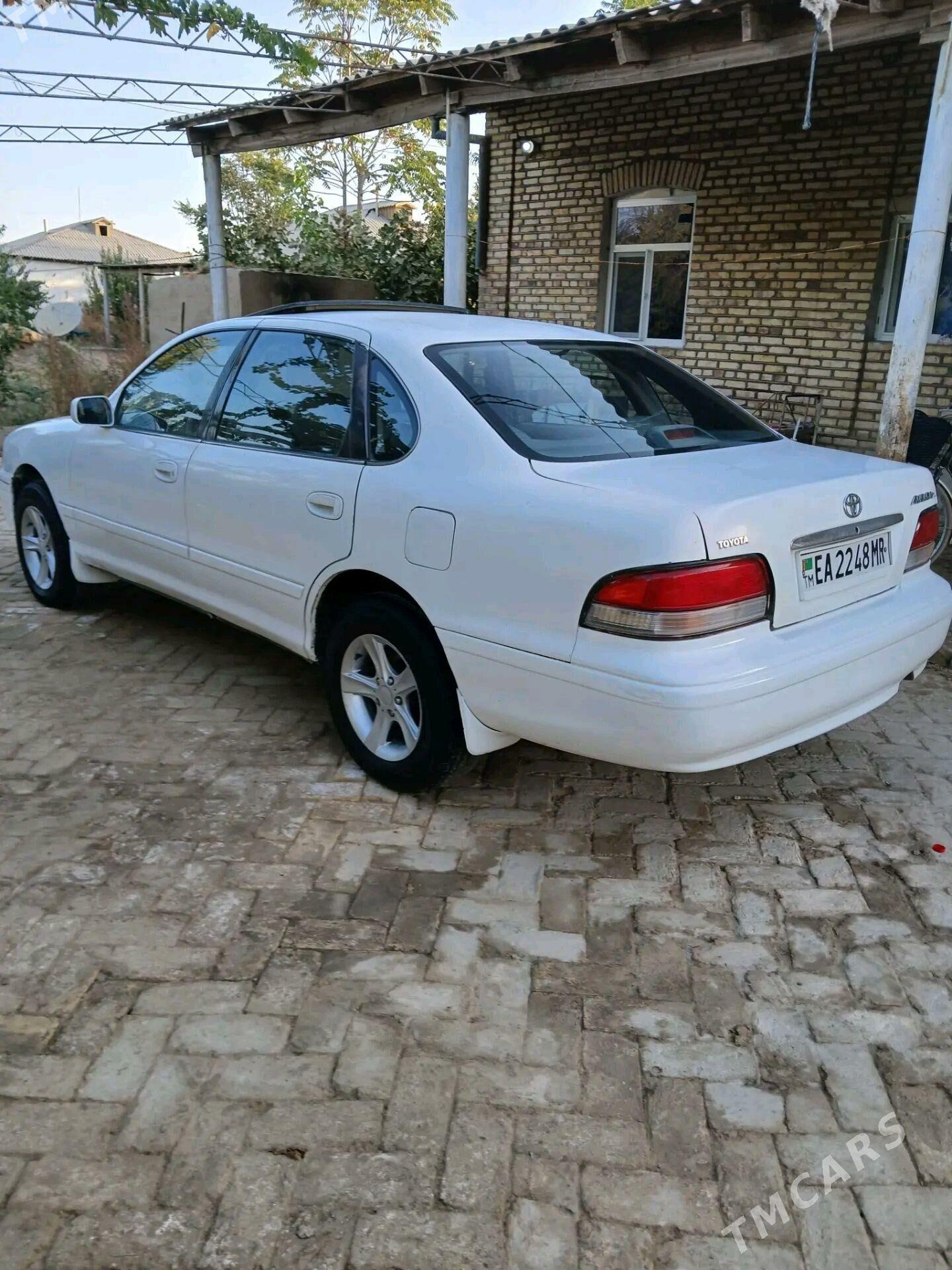 Toyota Avalon 1996 - 120 000 TMT - Туркменгала - img 2