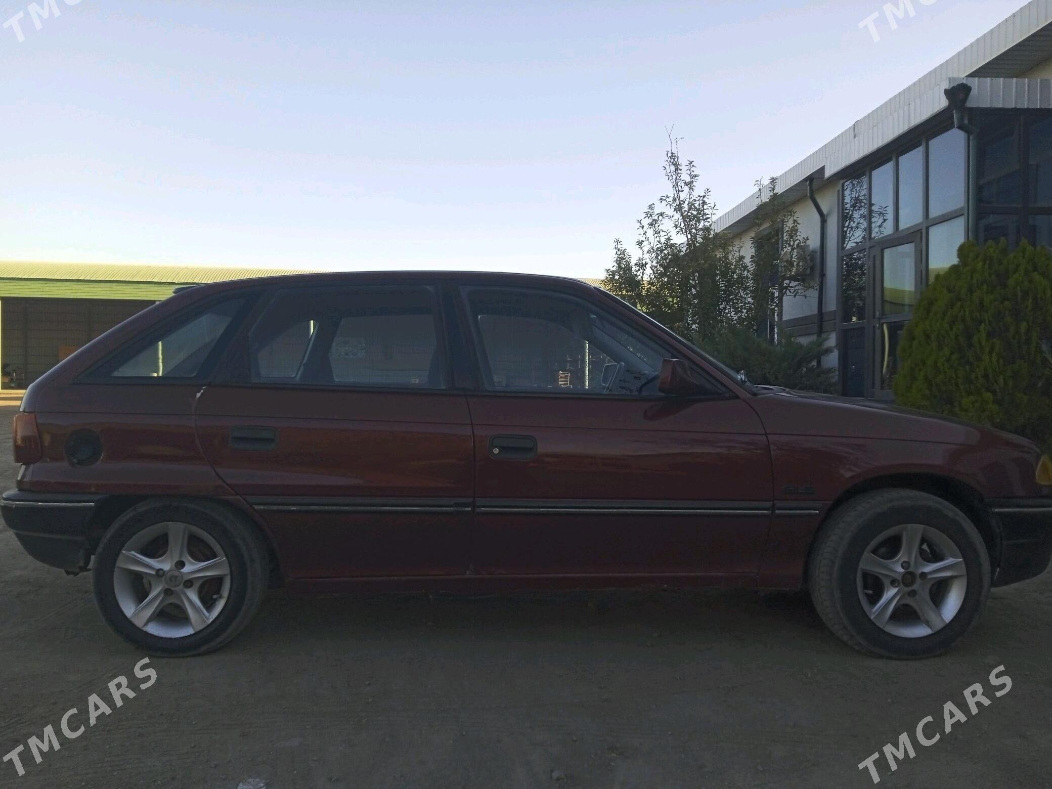 Opel Astra 1993 - 32 000 TMT - Дашогуз - img 3