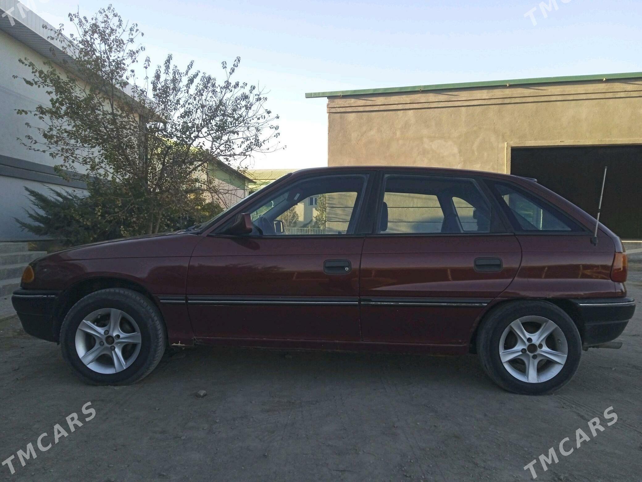 Opel Astra 1993 - 32 000 TMT - Дашогуз - img 4