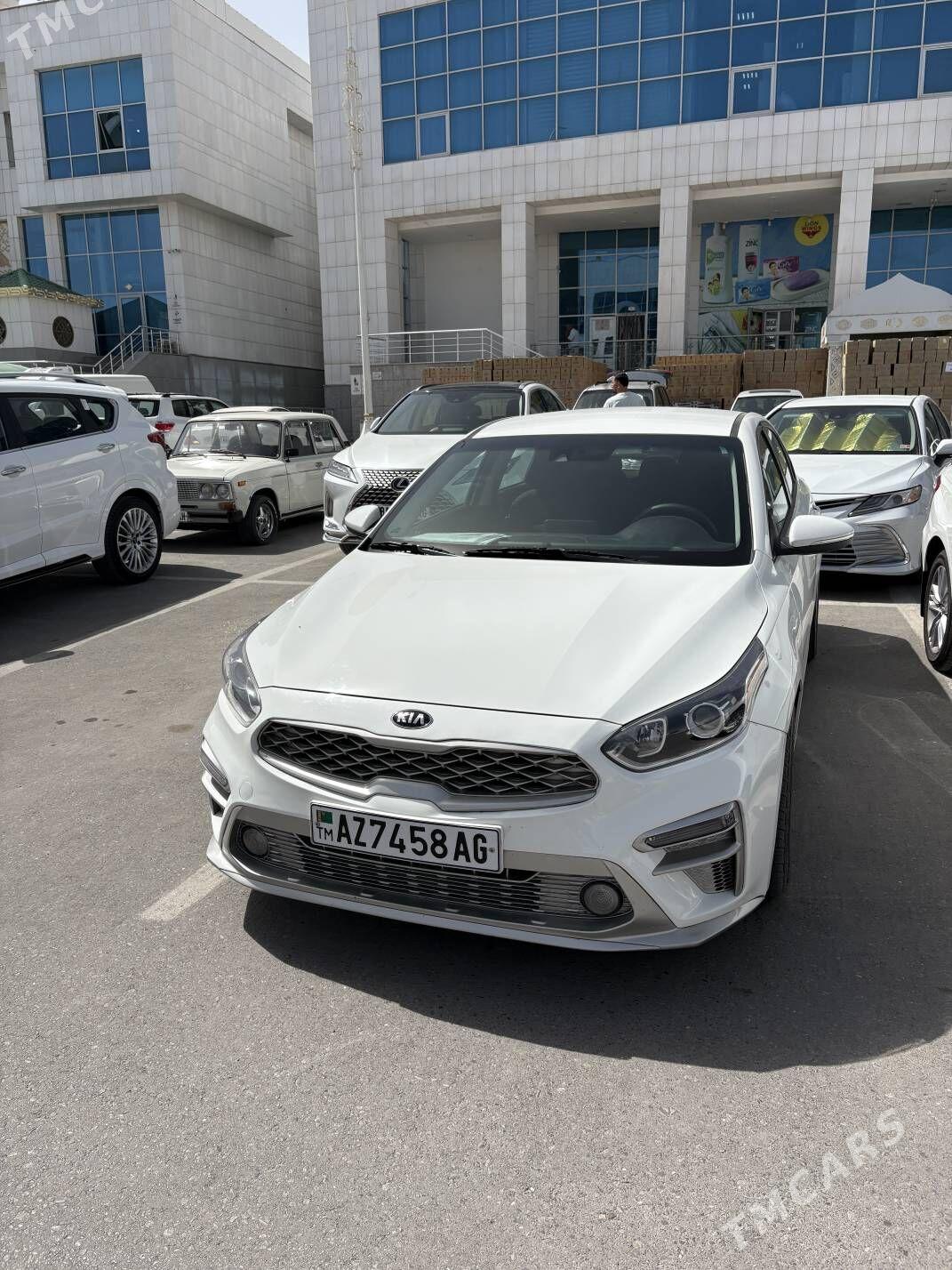 Kia Forte 2021 - 215 000 TMT - Бузмеин - img 3