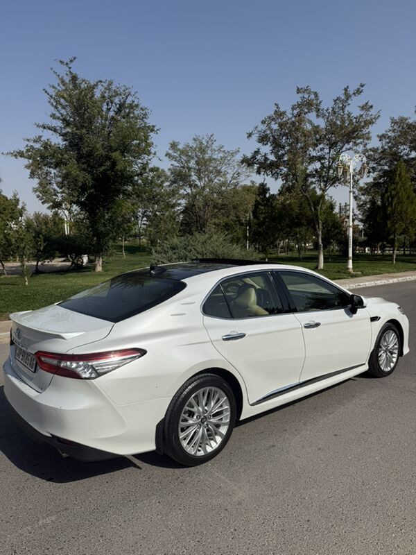 Toyota Camry 2019 - 500 000 TMT - Aşgabat - img 8