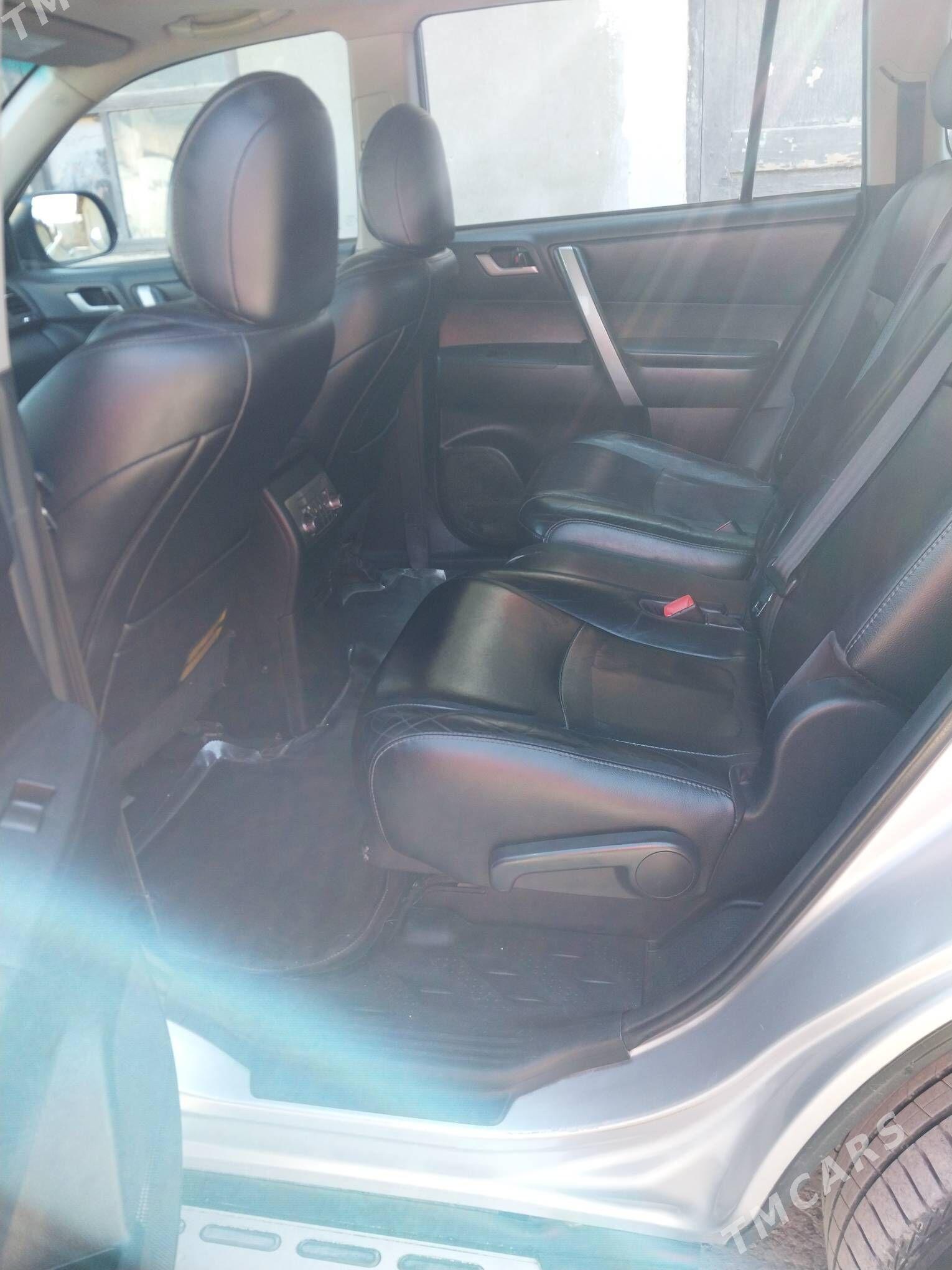Toyota Highlander 2012 - 330 000 TMT - Gubadag - img 3