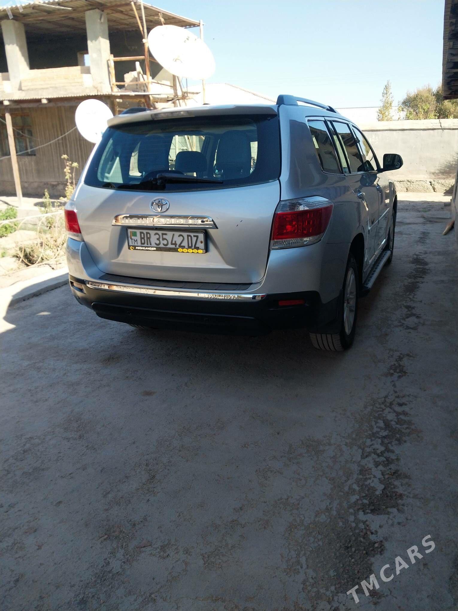 Toyota Highlander 2012 - 330 000 TMT - Gubadag - img 7