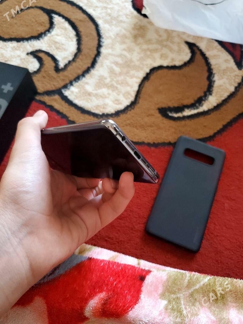 s10+ - Гурбансолтан Едже - img 1