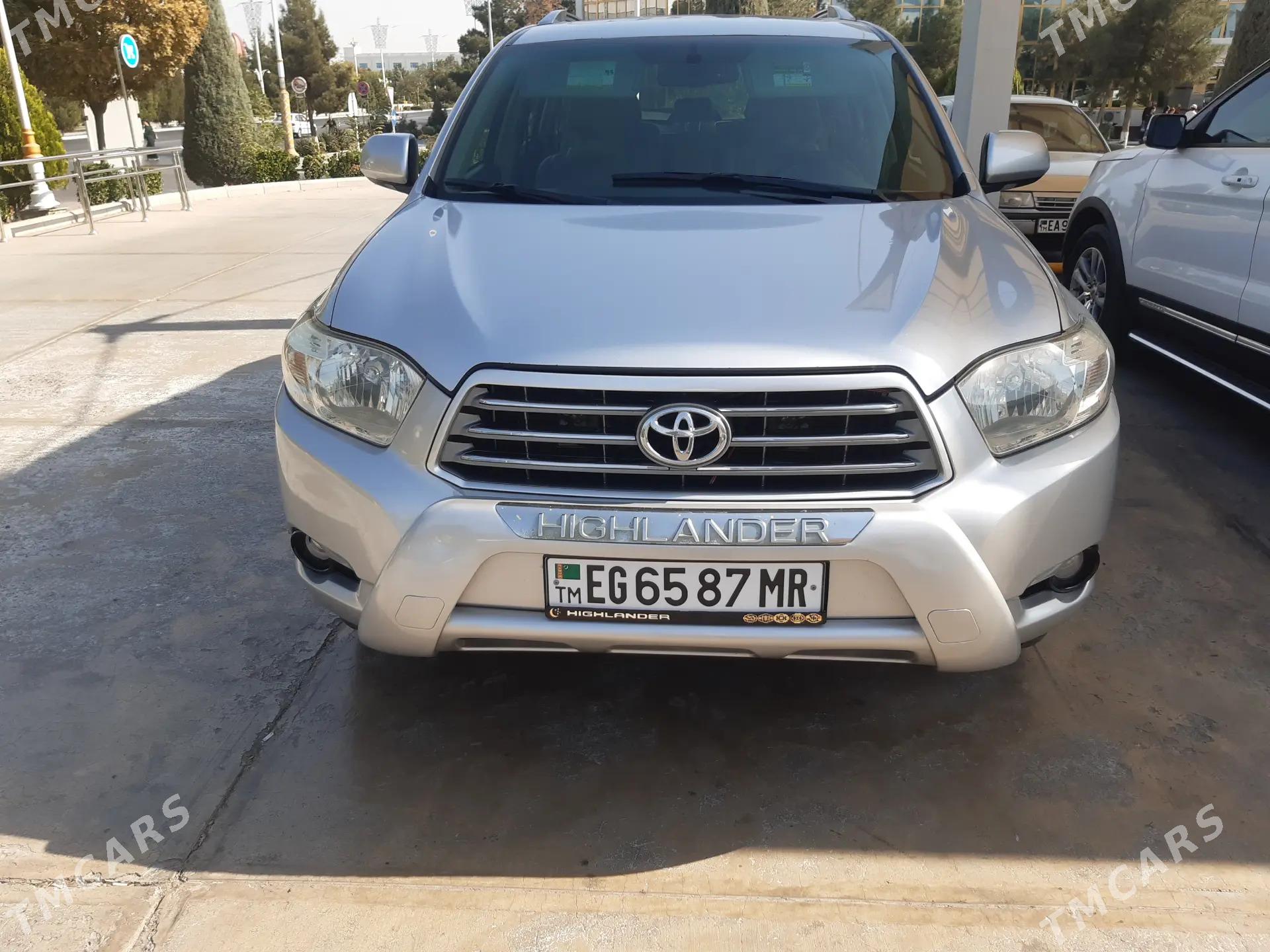 Toyota Highlander 2010 - 400 000 TMT - Мары - img 1