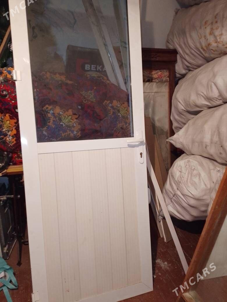 plastik gapy aynaly - Türkmenbaşy - img 1