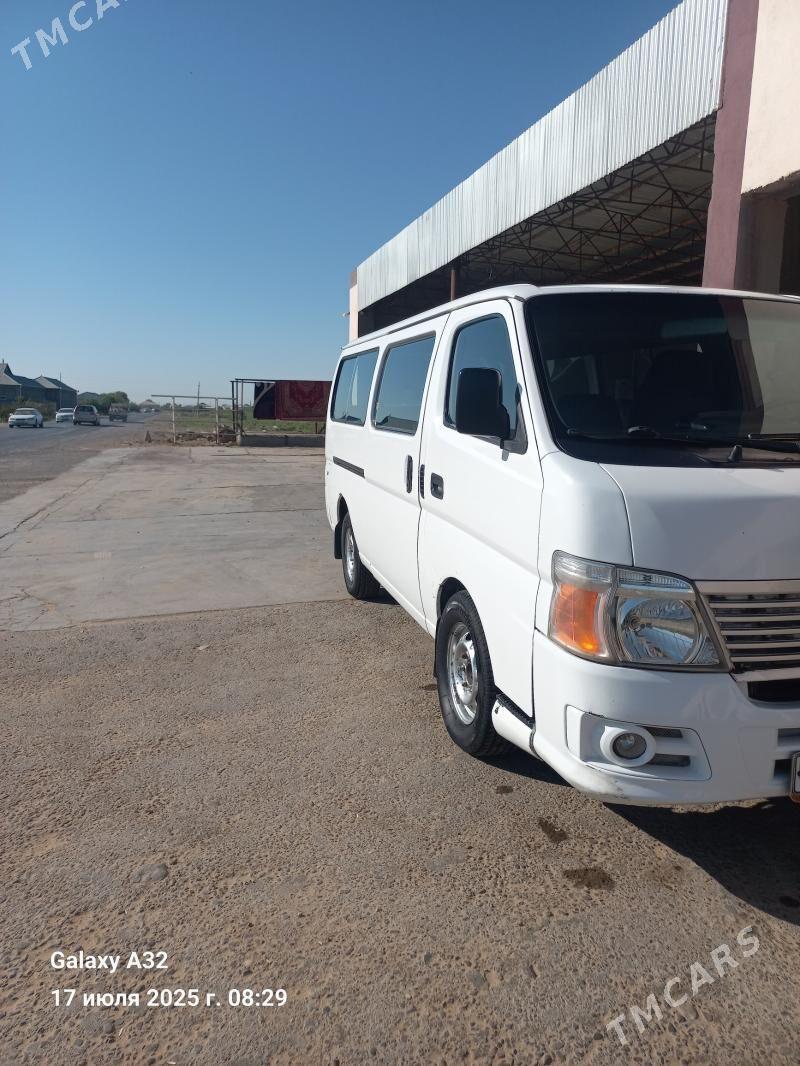 Toyota Hiace 2008 - 100 000 TMT - Мары - img 1