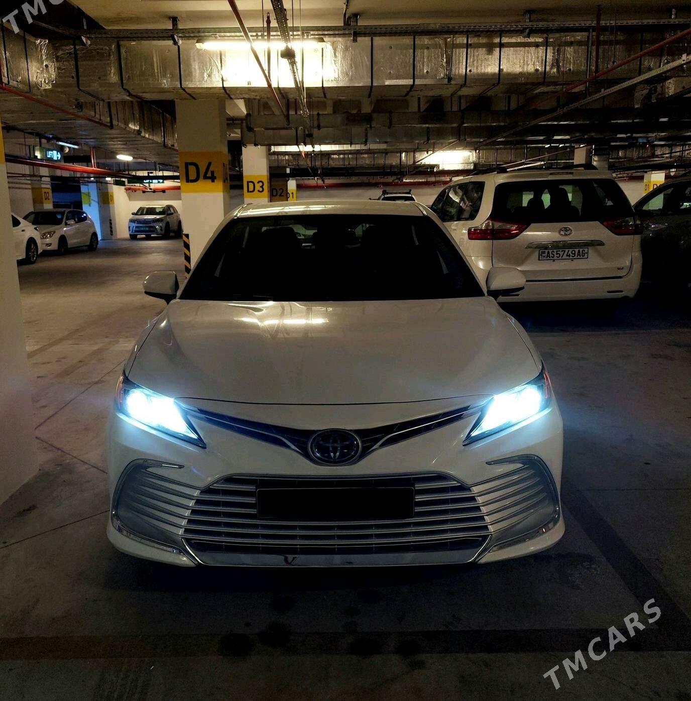 Toyota Camry 2022 - 334 000 TMT - Aşgabat - img 3