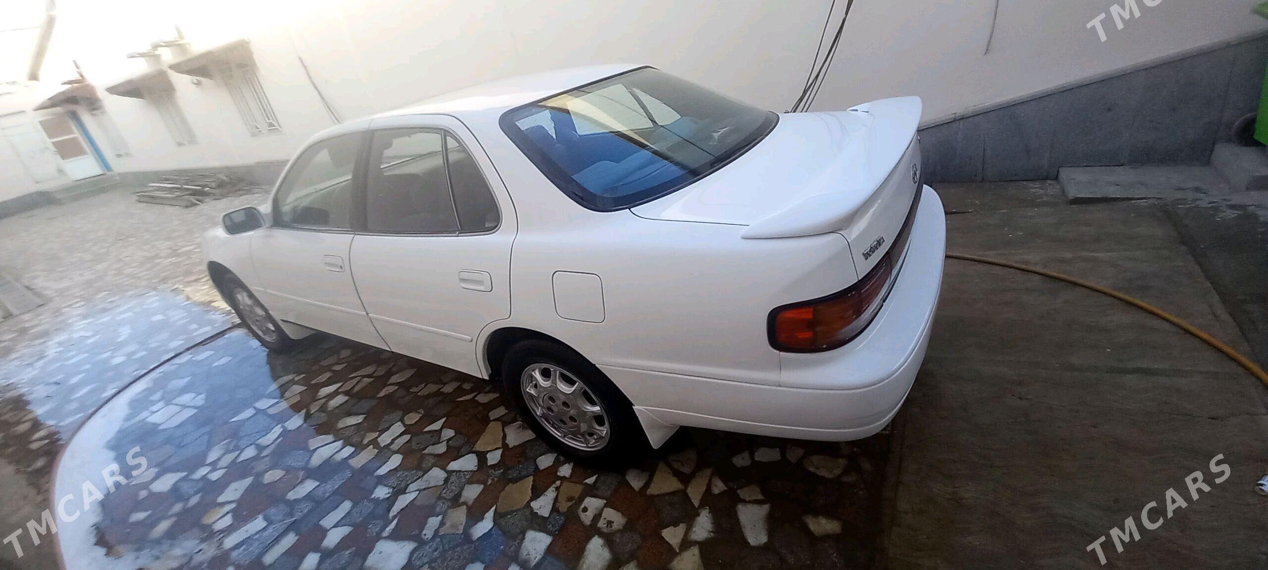 Toyota Camry 1993 - 105 000 TMT - Мары - img 8