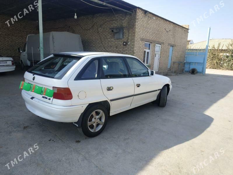 Opel Astra 1992 - 33 000 TMT - Бабадайхан - img 5