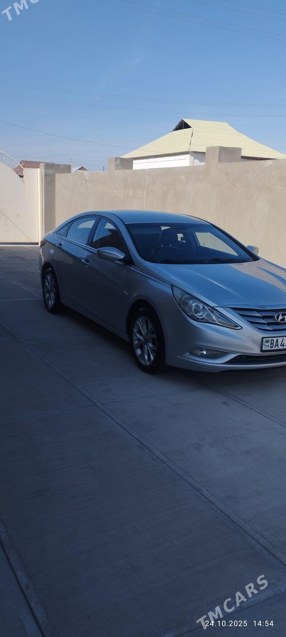 Hyundai Sonata 2011 - 140 000 TMT - Балканабат - img 2