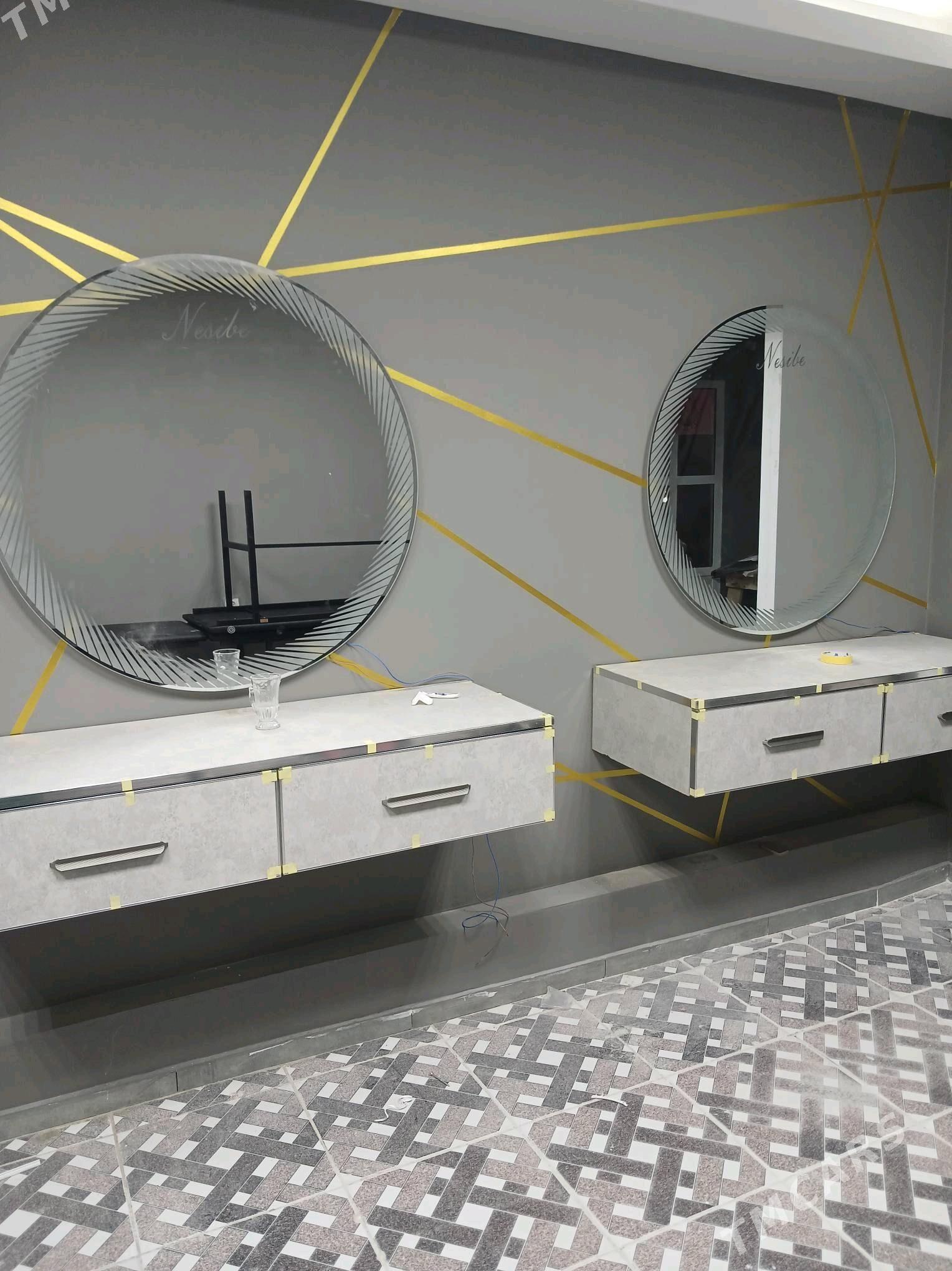 Atelya un uly kabinet - Мир 2 - img 2