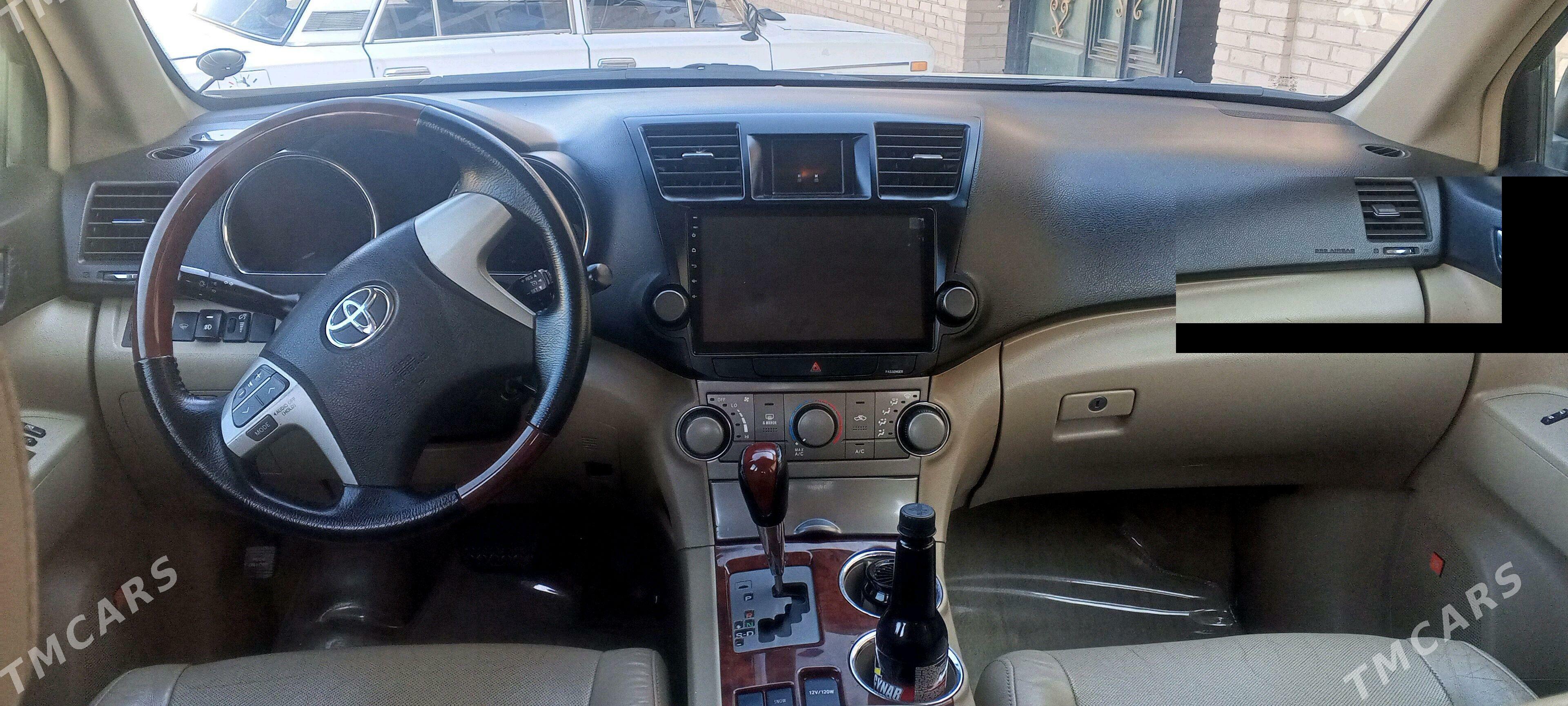 Toyota Highlander 2009 - 300 000 TMT - Дянев - img 3