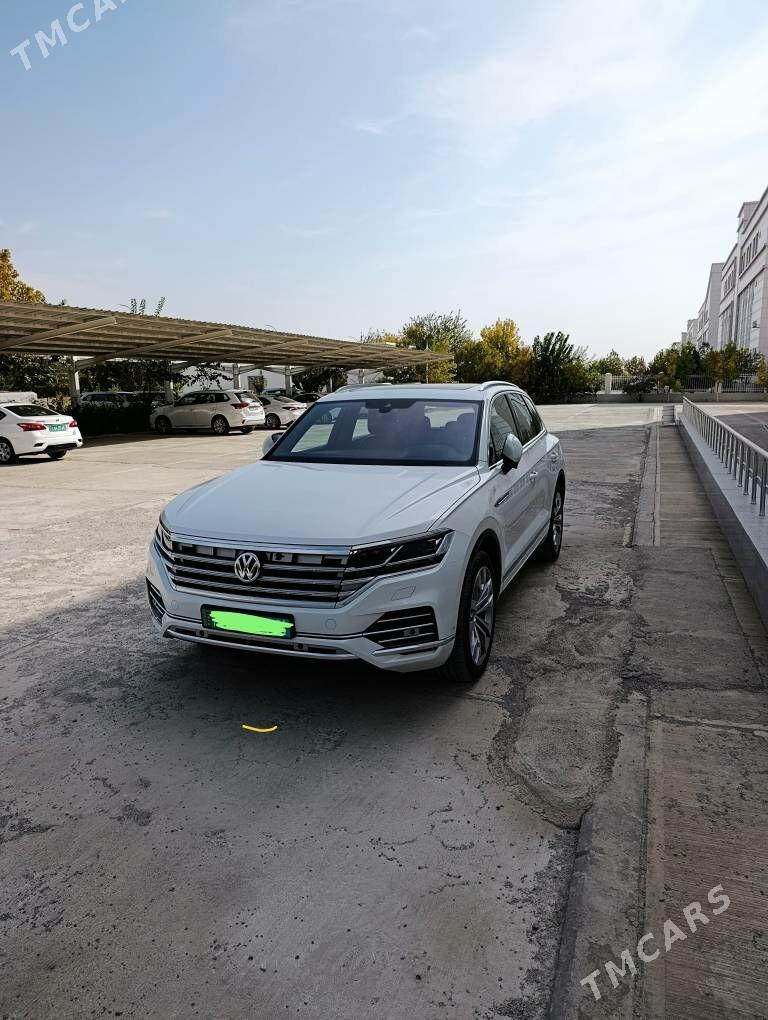 Volkswagen Touareg 2019 - 1 280 000 TMT - Aşgabat - img 1