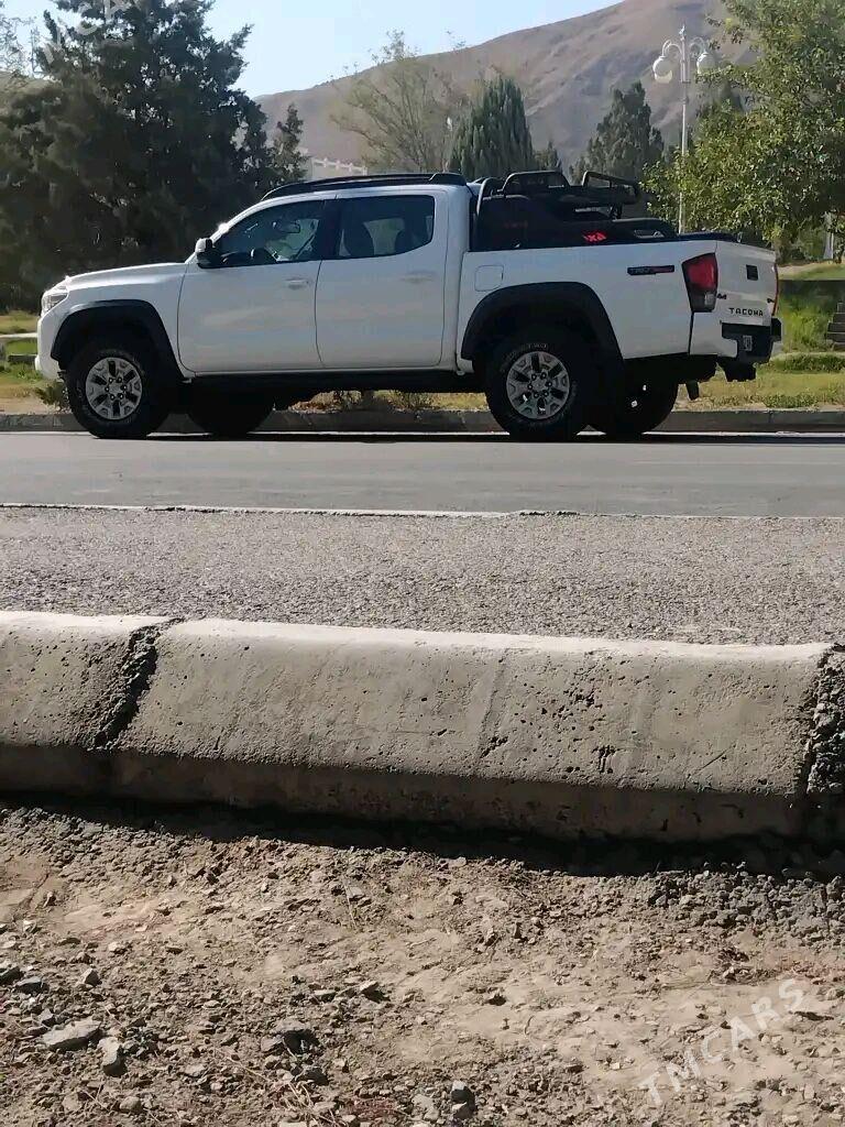 Toyota Tacoma 2017 - 370 000 TMT - Ак-Бугдайский этрап - img 1