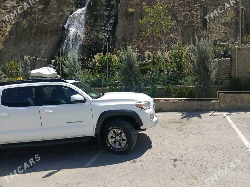 Toyota Tacoma 2017 - 370 000 TMT - Ак-Бугдайский этрап - img 3