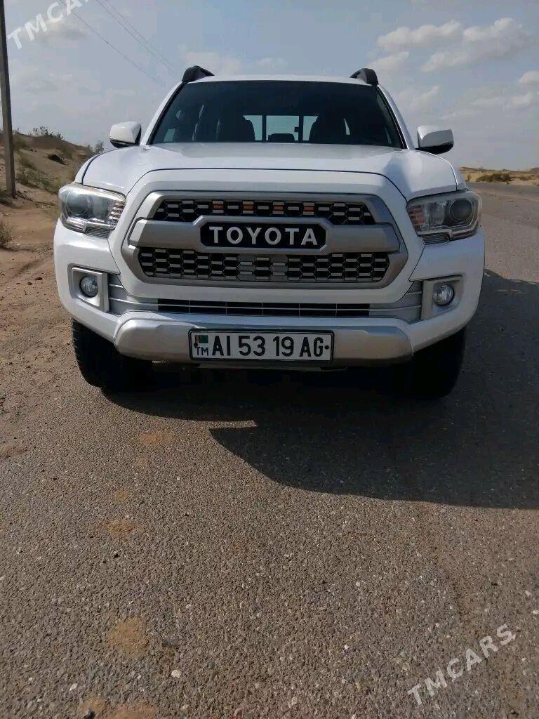 Toyota Tacoma 2017 - 370 000 TMT - Ак-Бугдайский этрап - img 5