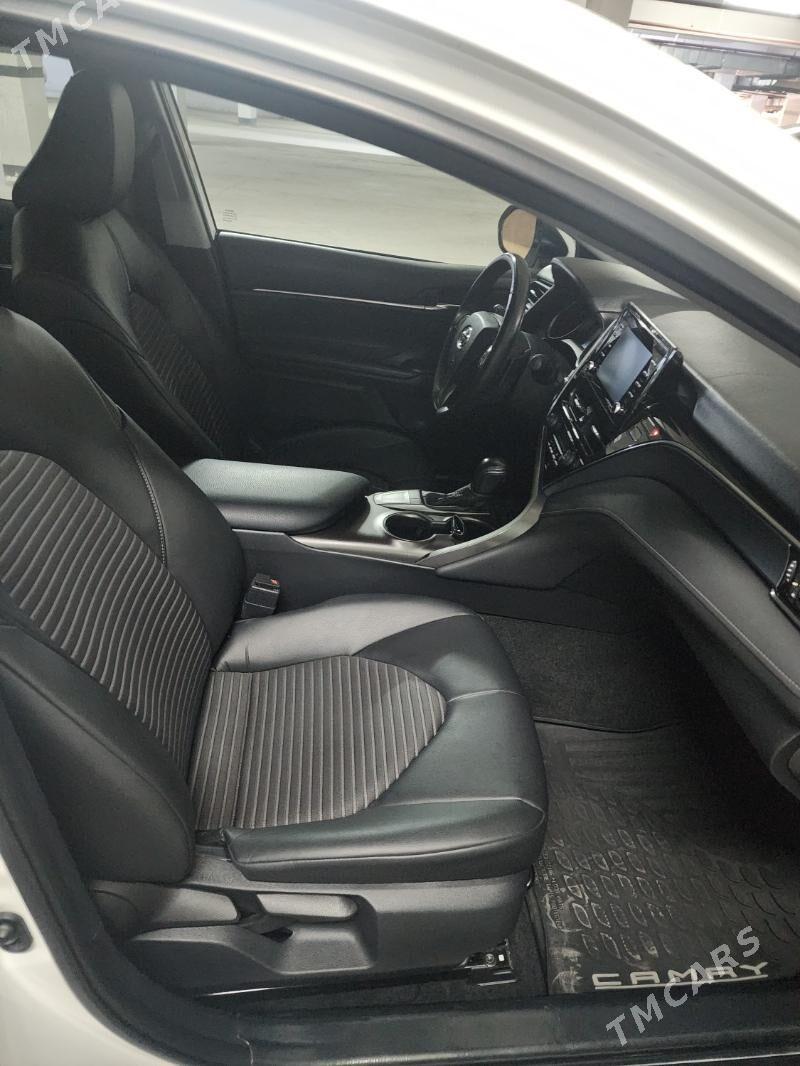 Toyota Camry 2022 - 360 000 TMT - Podwoýski köç. (Bitarap Türkmenistan şaýoly) - img 2