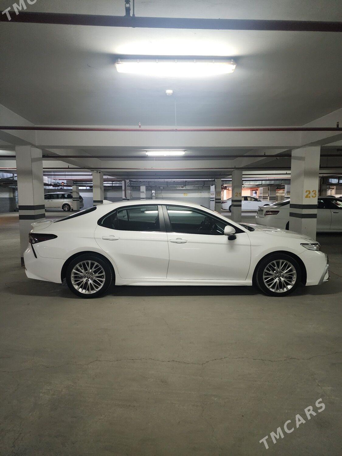 Toyota Camry 2022 - 360 000 TMT - Podwoýski köç. (Bitarap Türkmenistan şaýoly) - img 4