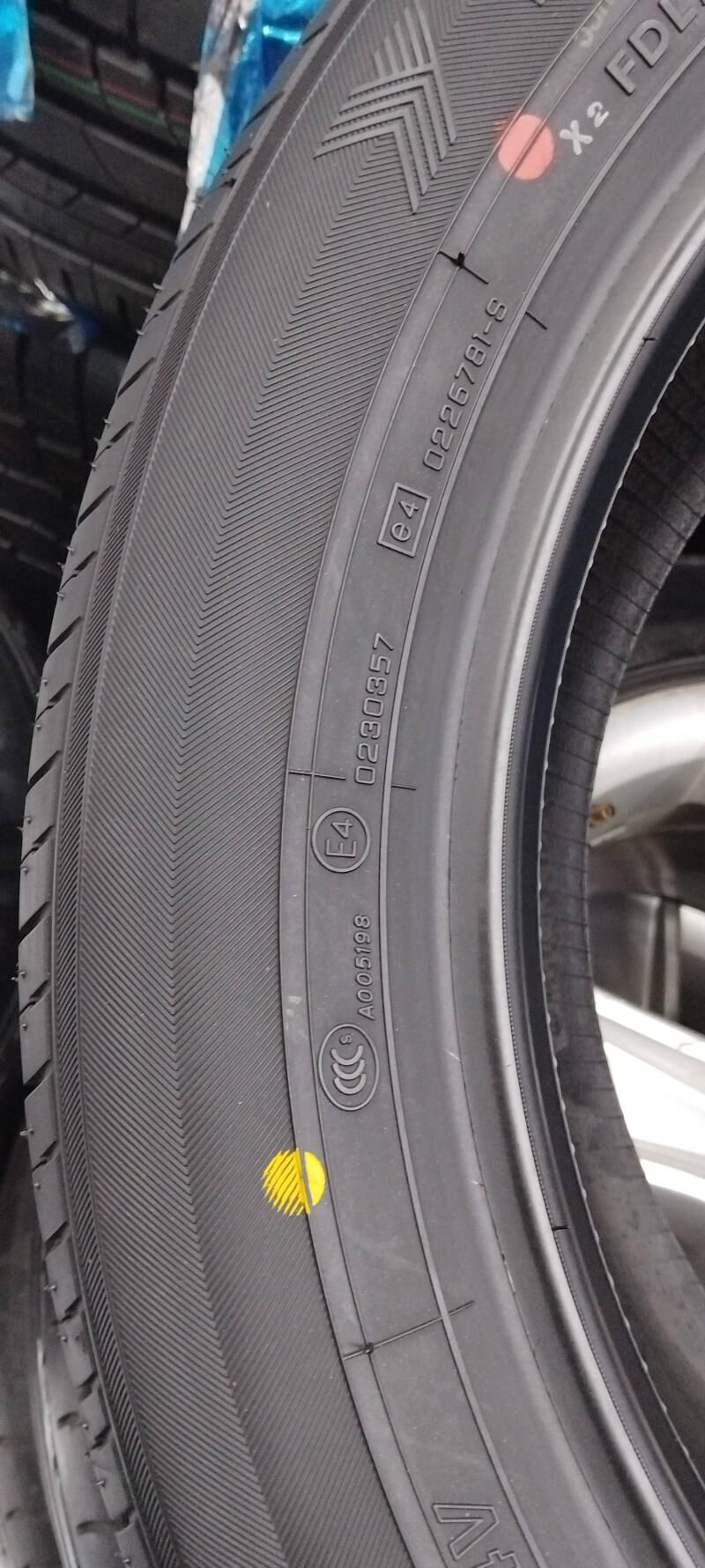 YOKOHAMA 25YYL 2155517 1ST 1 500 TMT - Howdan "W" - img 4