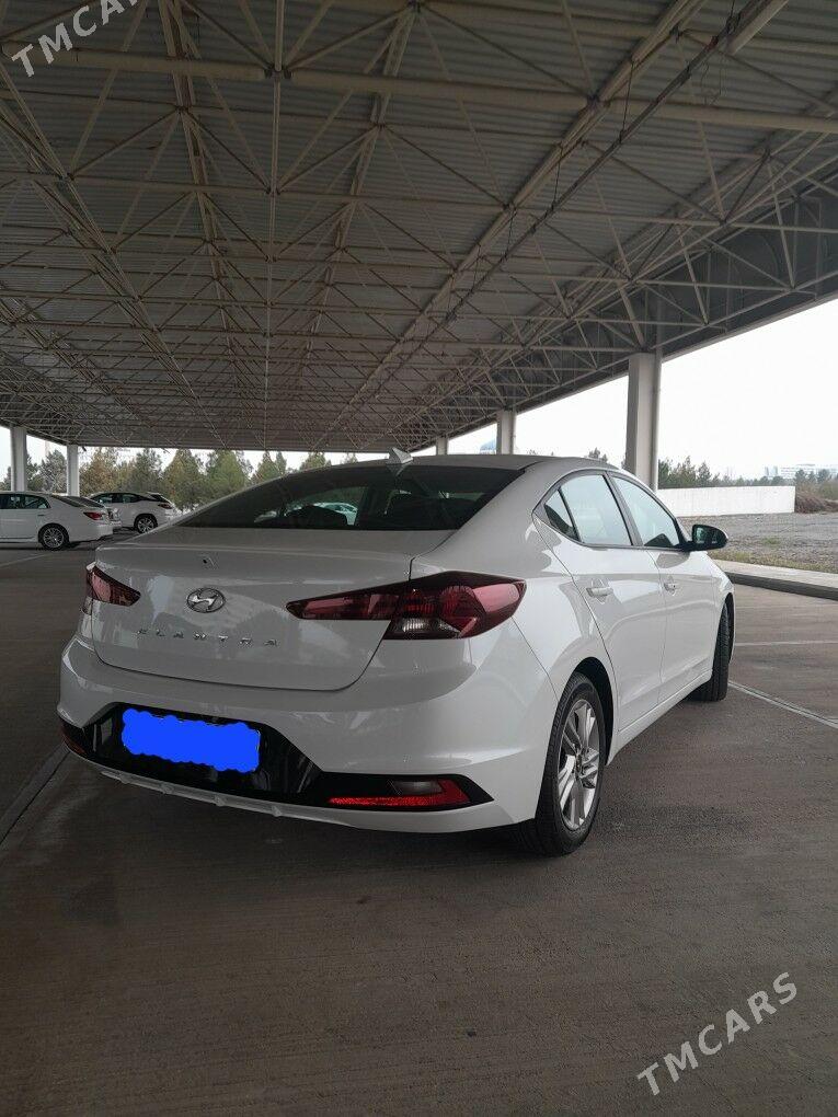 Hyundai Elantra 2019 - 225 000 TMT - 30 мкр - img 4