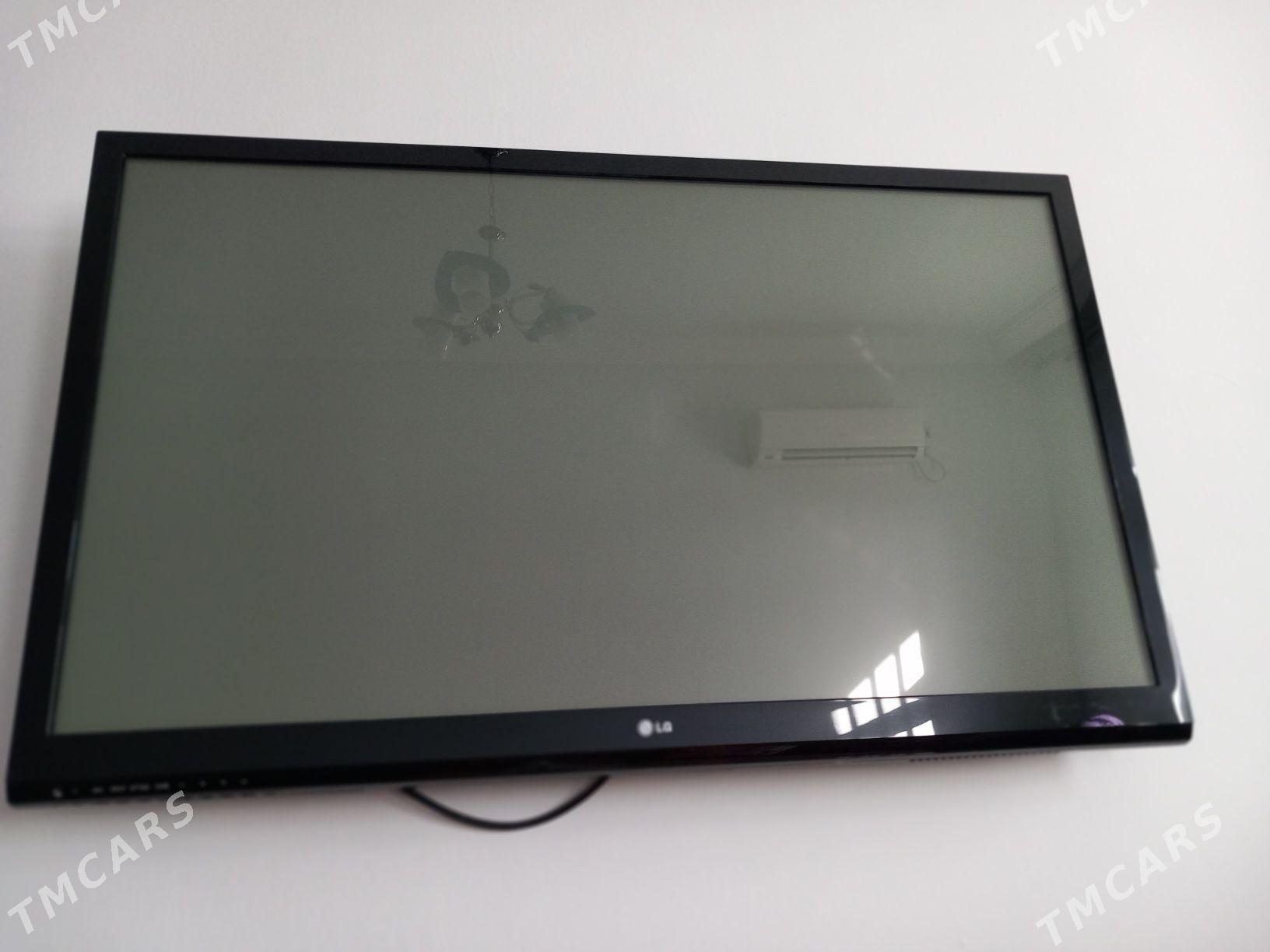 LG Telewizor 42 - Ашхабад - img 1