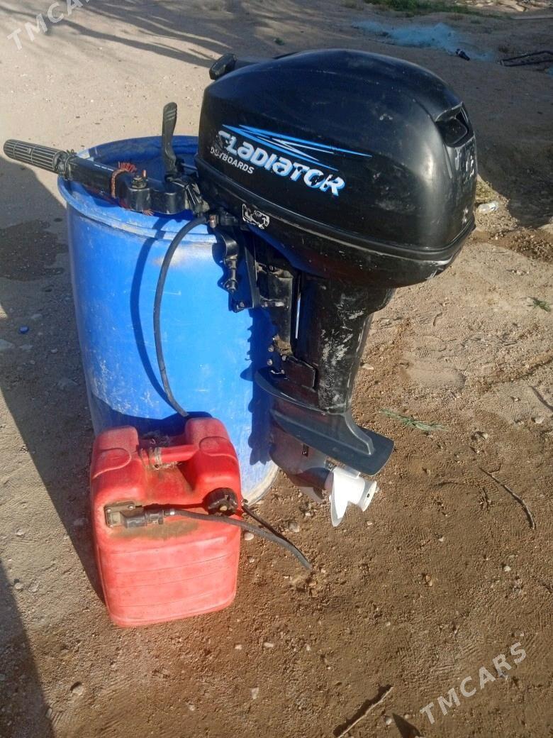 lotga matory gladiator15 - Türkmenbaşy - img 4