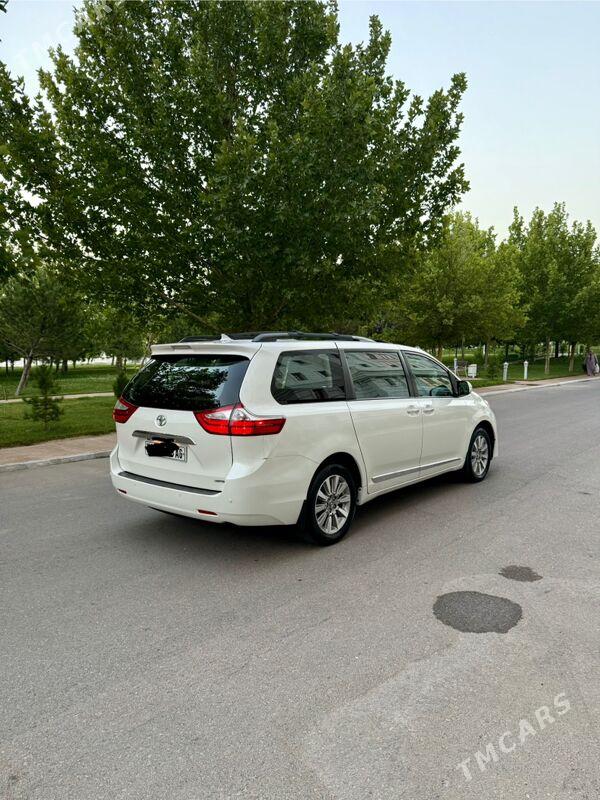 Toyota Sienna 2018 - 430 000 TMT - Ашхабад - img 3