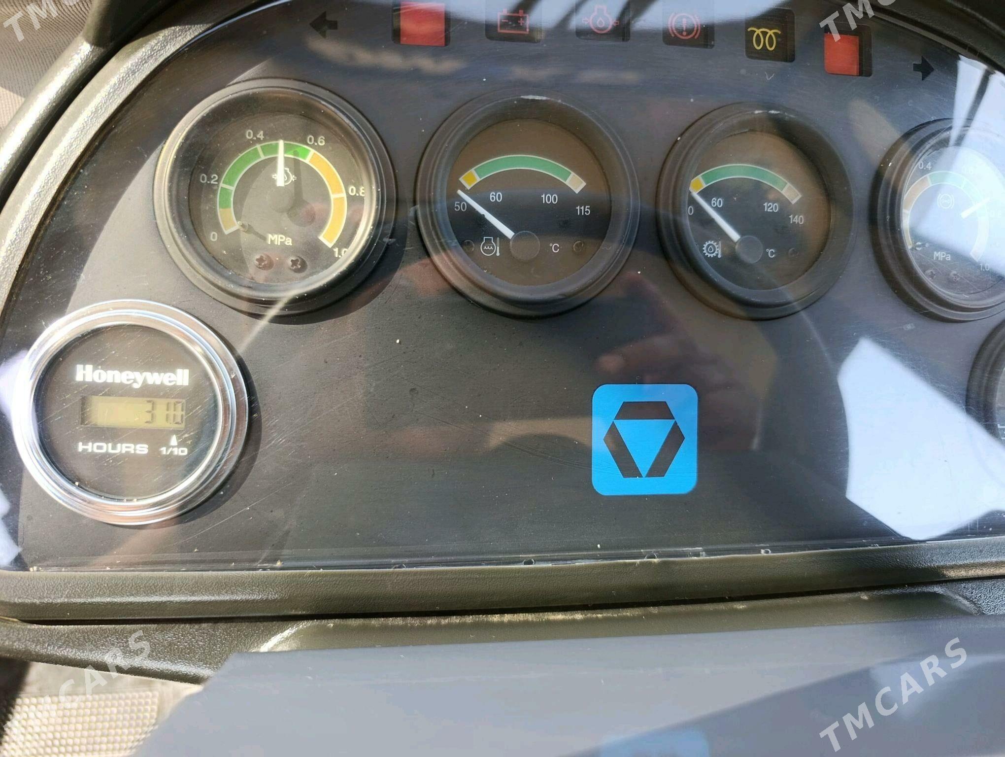 XCMG LW500F 2025 - 980 000 TMT - Саят - img 1