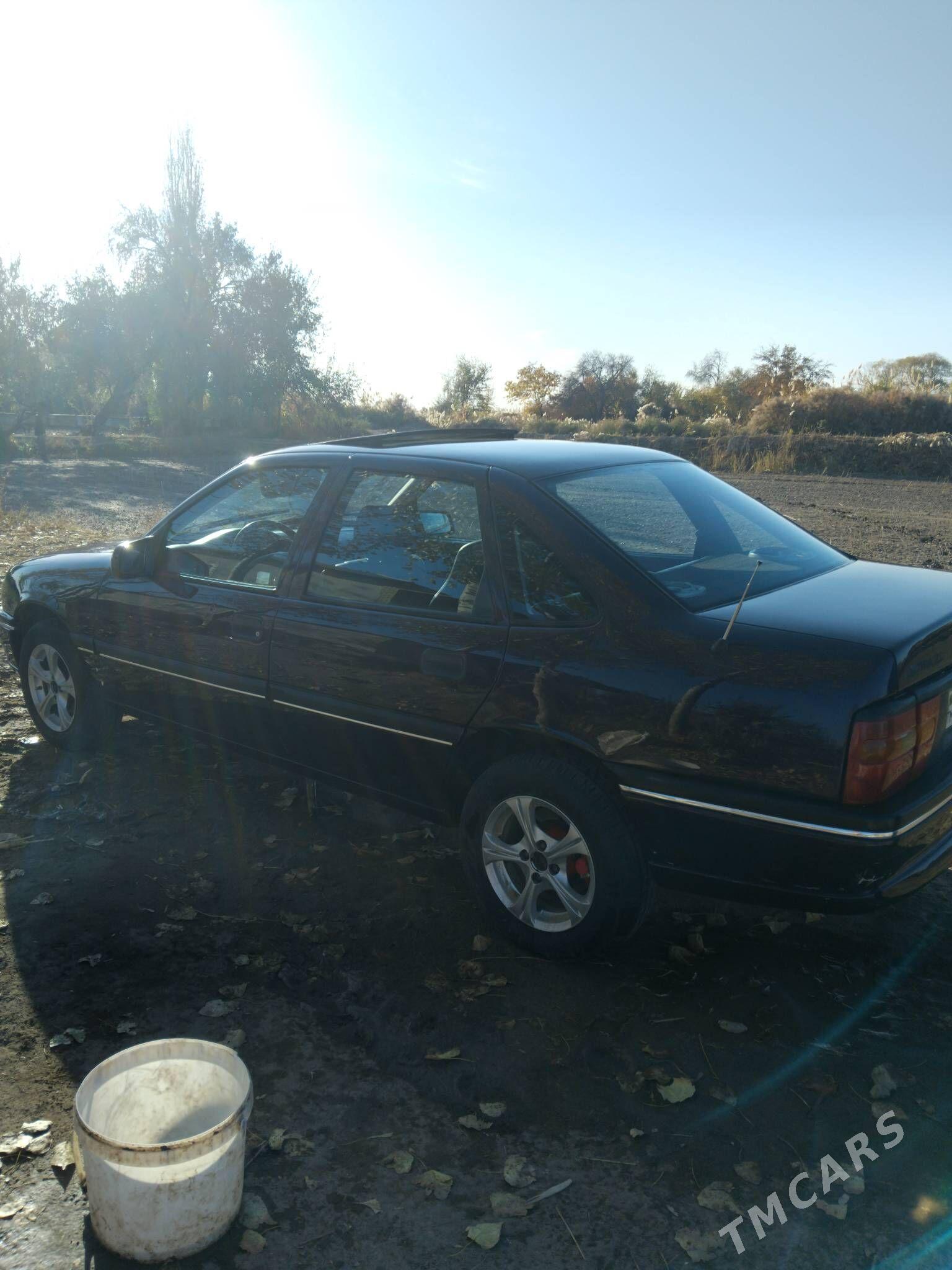 Opel Vectra 1994 - 55 000 TMT - Гурбансолтан Едже - img 2