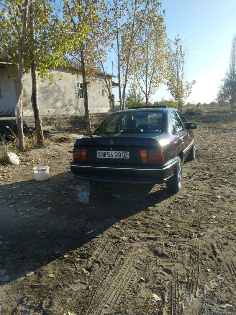 Opel Vectra 1994 - 55 000 TMT - Гурбансолтан Едже - img 9