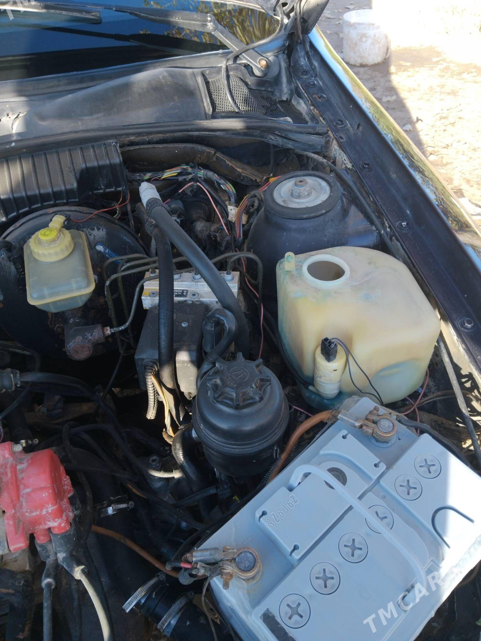 Opel Vectra 1994 - 55 000 TMT - Гурбансолтан Едже - img 6