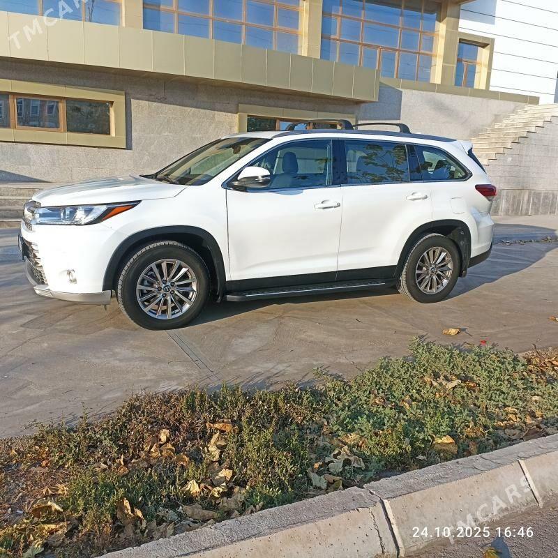 Toyota Highlander 2019 - 465 000 TMT - Туркменабат - img 5
